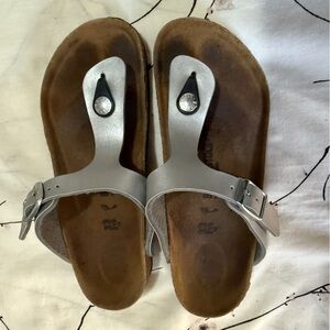 Birkenstock Silver Girl Sandals/SZ 33/2us